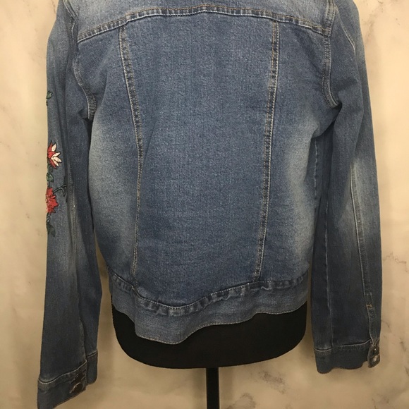 Jean jacket - Picture 3 of 3